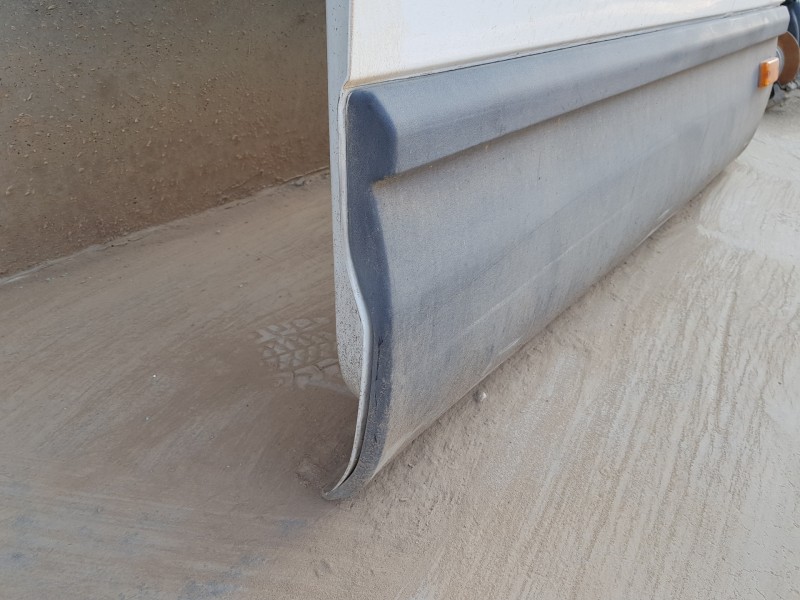 Recambio de puerta lateral corredera derecha para iveco daily caja cerrada (2006 =>) furgón referencia OEM IAM 3803522  