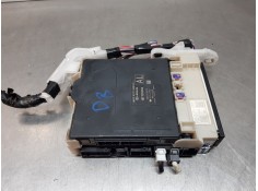 Recambio de caja reles / fusibles para toyota corolla (e21) hev referencia OEM IAM 8922102A70  