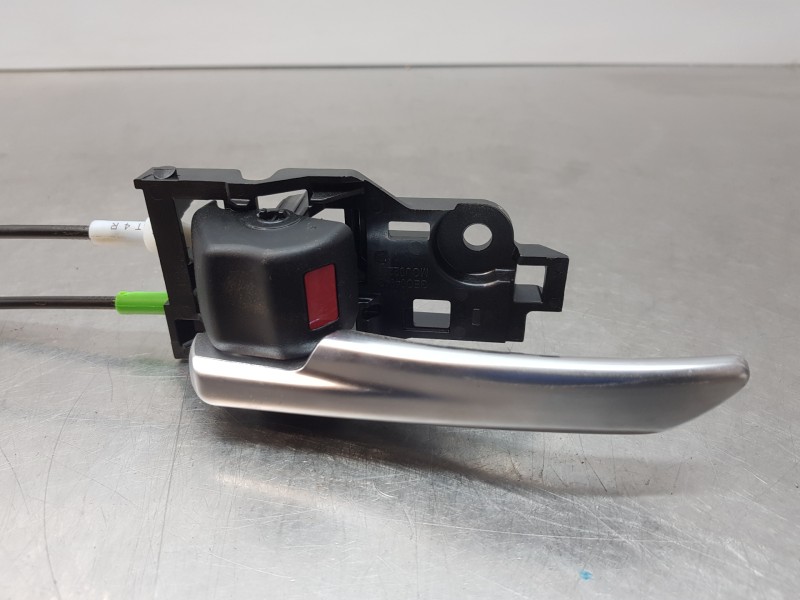 Recambio de cerradura puerta trasera izquierda para toyota corolla (e21) hev referencia OEM IAM 6906002580  