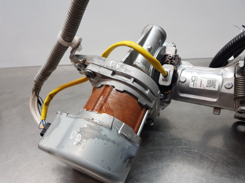 Recambio de columna direccion para toyota corolla (e21) hev referencia OEM IAM 4520A02750  