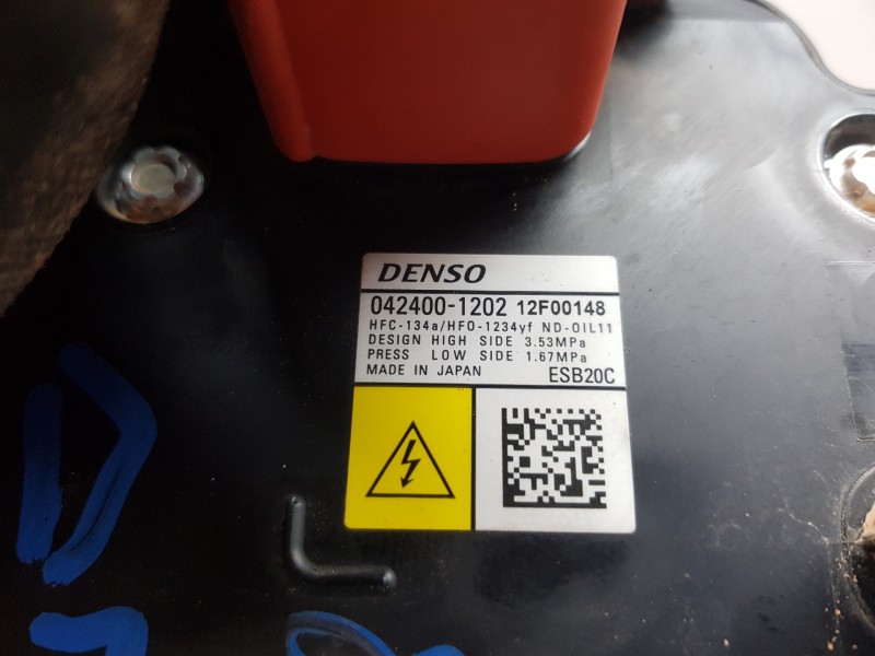 Recambio de compresor aire acondicionado para toyota corolla (e21) hev referencia OEM IAM 0424001202  
