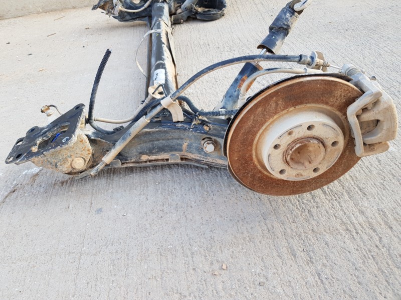 Recambio de puente trasero para peugeot rifter active pack referencia OEM IAM 9822650980  