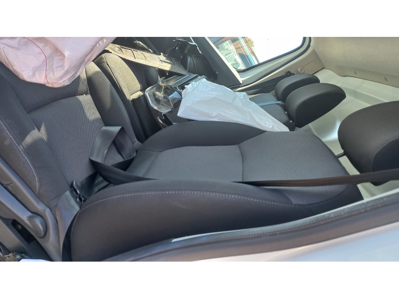 nissan primastar del año 2023