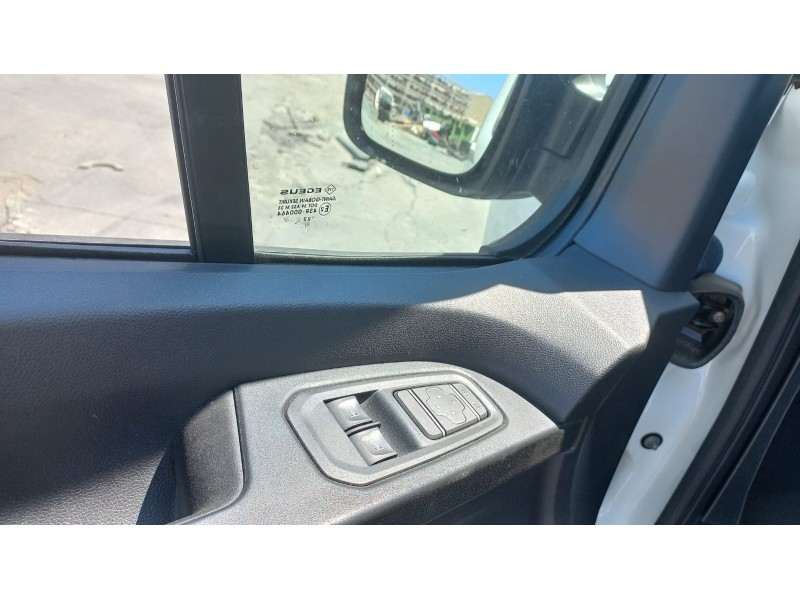 nissan primastar del año 2023