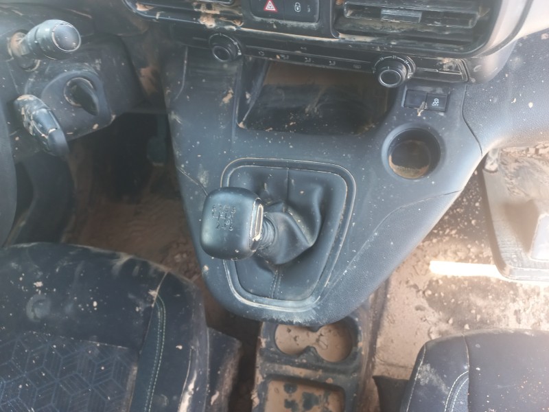 peugeot rifter del año 2018