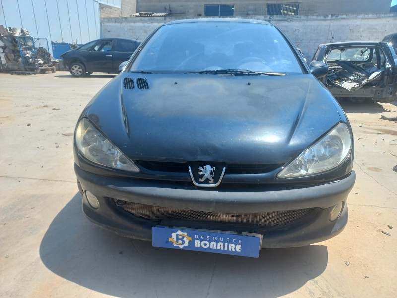 peugeot 206 berlina del año 2002