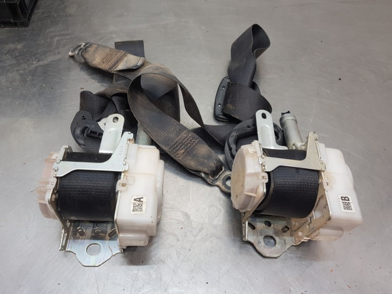 Recambio de kit airbag para toyota corolla (e21) hev referencia OEM IAM 5540002901C0 4513002831C0 8917002W80