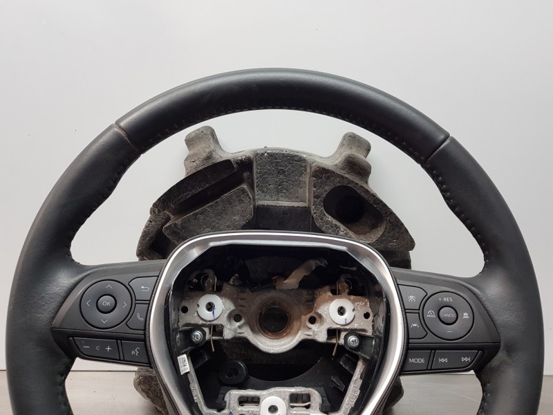 Recambio de volante para toyota corolla (e21) hev referencia OEM IAM 4510202820C1  