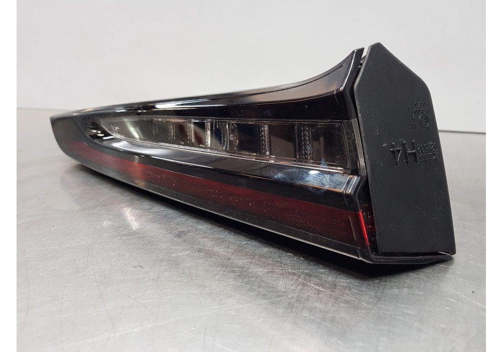 Recambio de piloto trasero izquierdo interior para toyota corolla (e21) hev referencia OEM IAM 8159102E60  