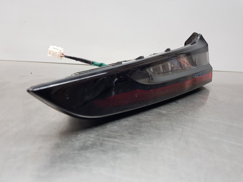 Recambio de piloto trasero izquierdo interior para toyota corolla (e21) hev referencia OEM IAM 8159102E60  