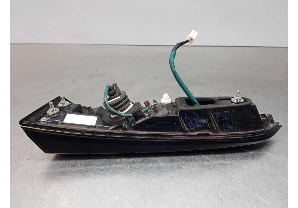 Recambio de piloto trasero izquierdo interior para toyota corolla (e21) hev referencia OEM IAM 8159102E60  