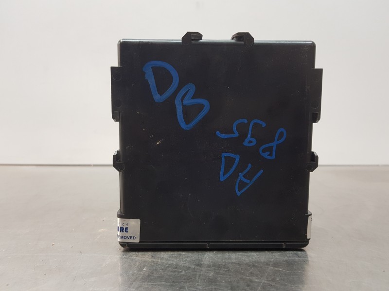 Recambio de modulo confort para toyota corolla (e21) hev referencia OEM IAM 8998102280  