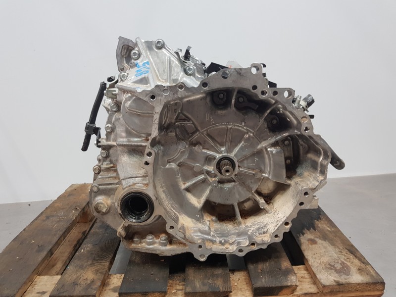 Recambio de caja cambios para toyota corolla (e21) hev referencia OEM IAM 3090012040  