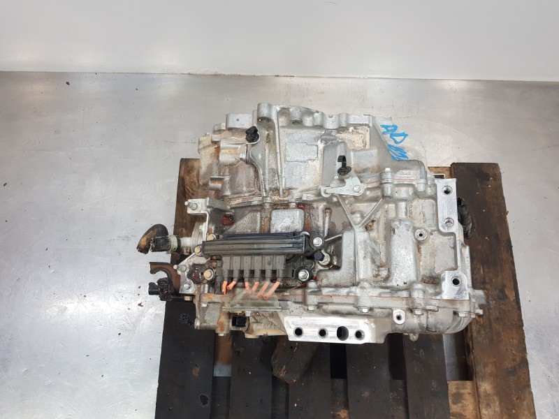 Recambio de caja cambios para toyota corolla (e21) hev referencia OEM IAM 3090012040  