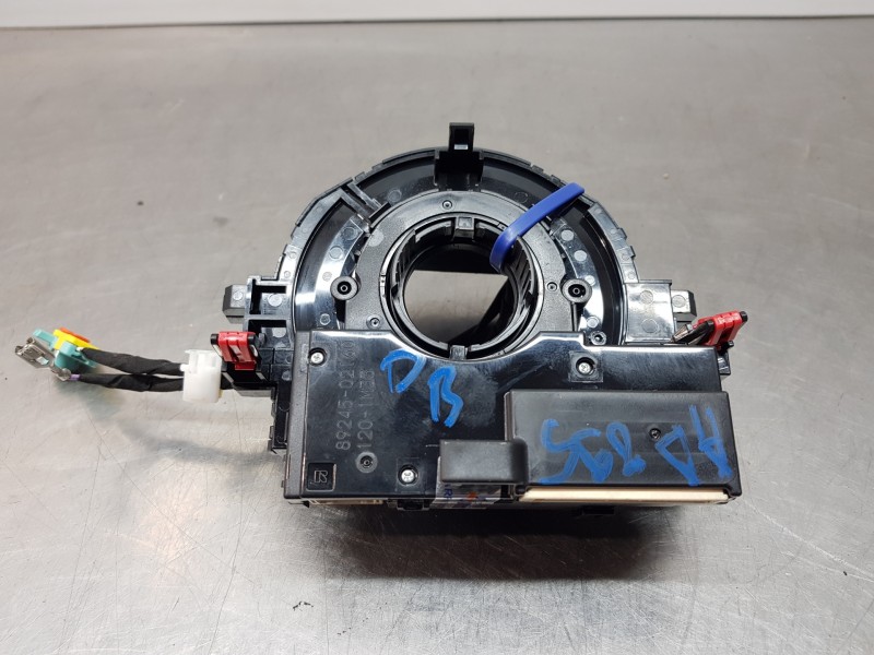 Recambio de anillo airbag para toyota corolla (e21) hev referencia OEM IAM 8430802080 8924502160 