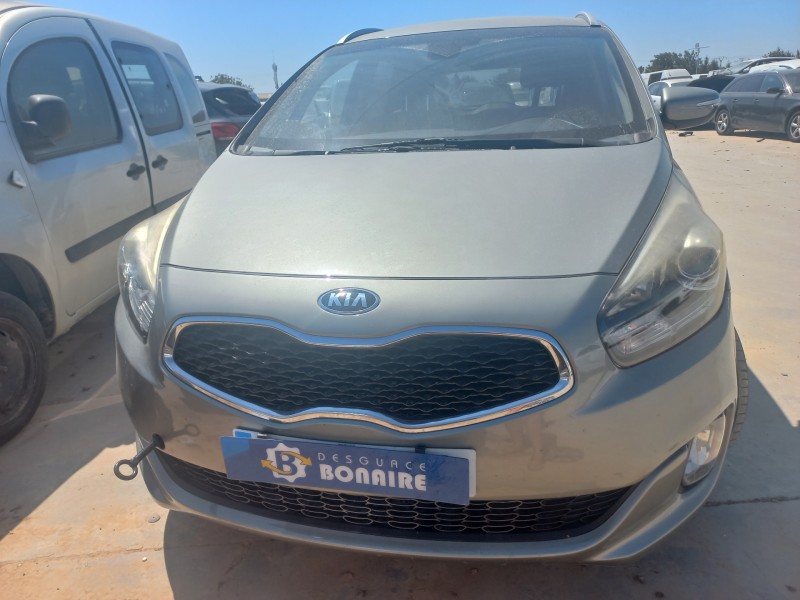kia carens ( ) del año 2016