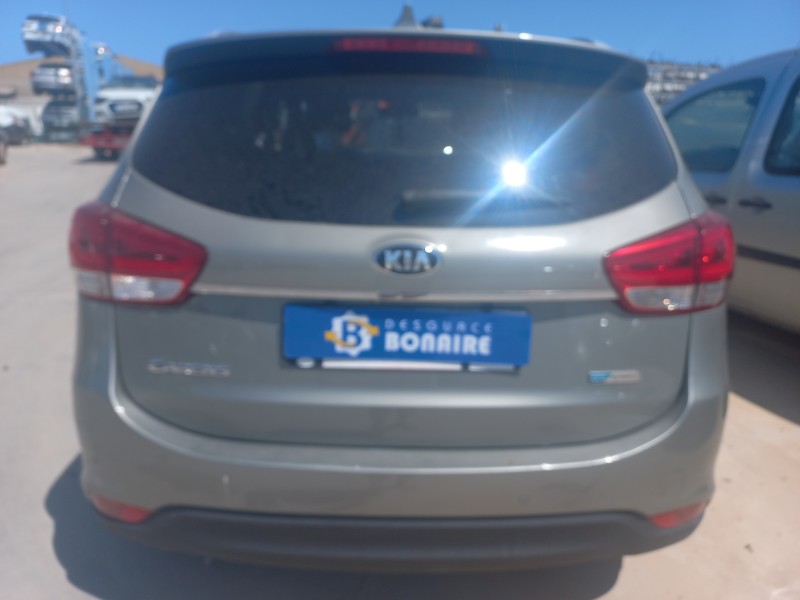 kia carens ( ) del año 2016