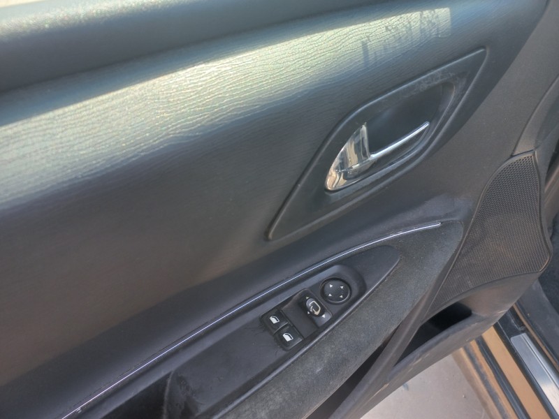 citroen c4 berlina del año 2005