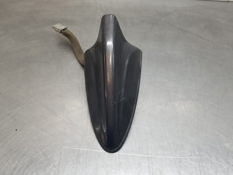 Recambio de antena para hyundai tucson klass referencia OEM IAM 96210D7300XN3 96210D7300 