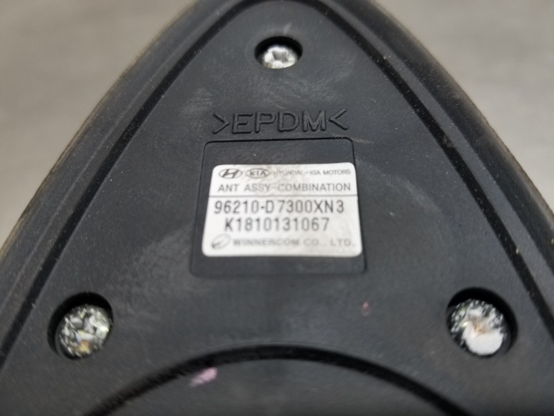Recambio de antena para hyundai tucson klass referencia OEM IAM 96210D7300XN3 96210D7300 