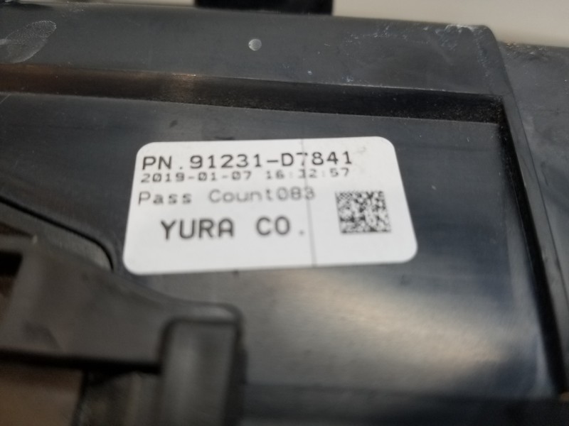 Recambio de caja reles / fusibles para hyundai tucson klass referencia OEM IAM 91231D7841  