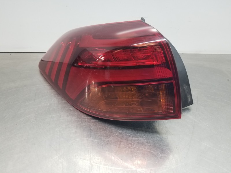 Recambio de piloto trasero izquierdo para hyundai tucson klass referencia OEM IAM 92401D7600  