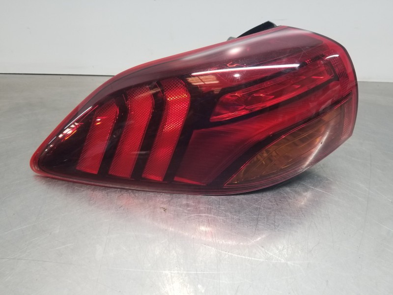 Recambio de piloto trasero izquierdo para hyundai tucson klass referencia OEM IAM 92401D7600  