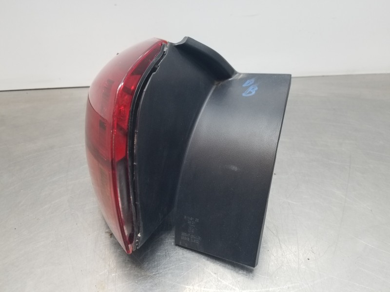 Recambio de piloto trasero izquierdo para hyundai tucson klass referencia OEM IAM 92401D7600  