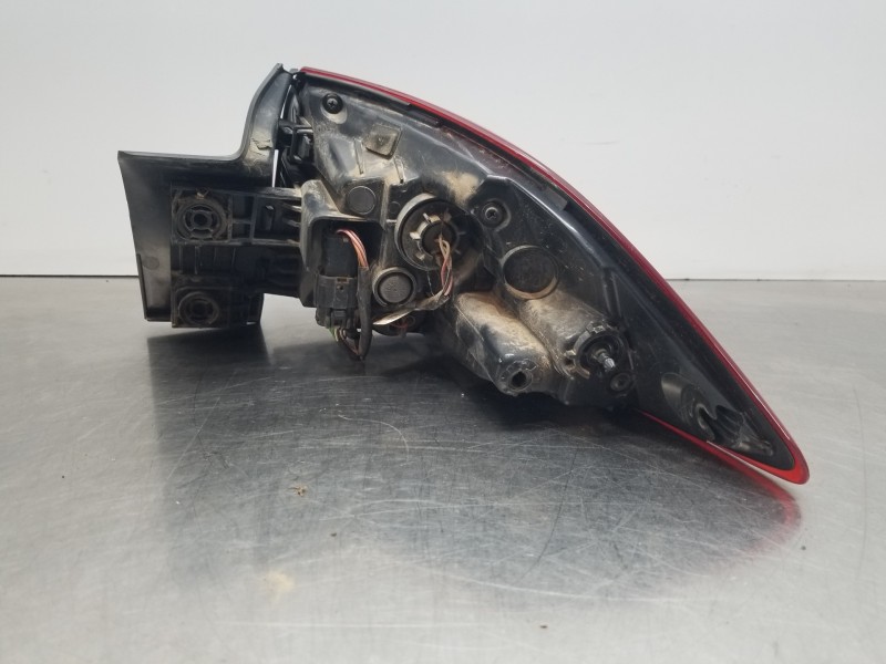 Recambio de piloto trasero izquierdo para hyundai tucson klass referencia OEM IAM 92401D7600  