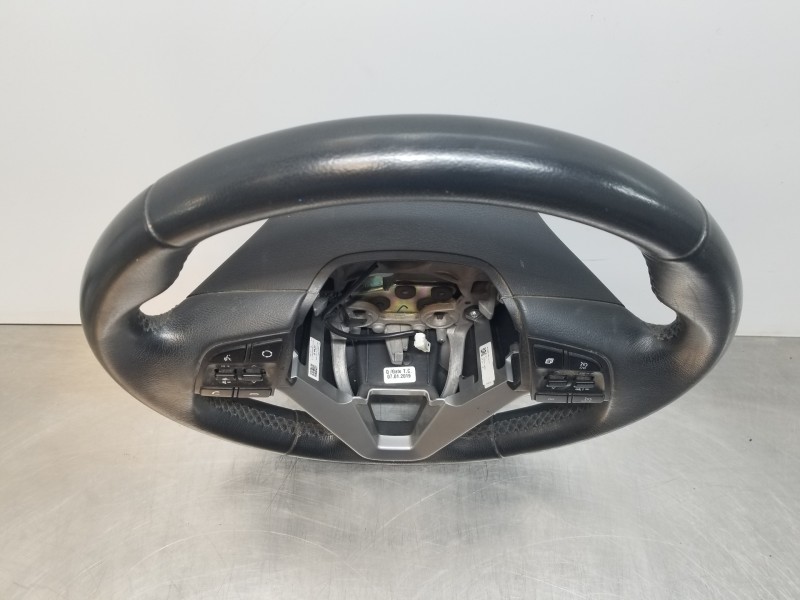 Recambio de volante para hyundai tucson klass referencia OEM IAM 96720D7220UMB  