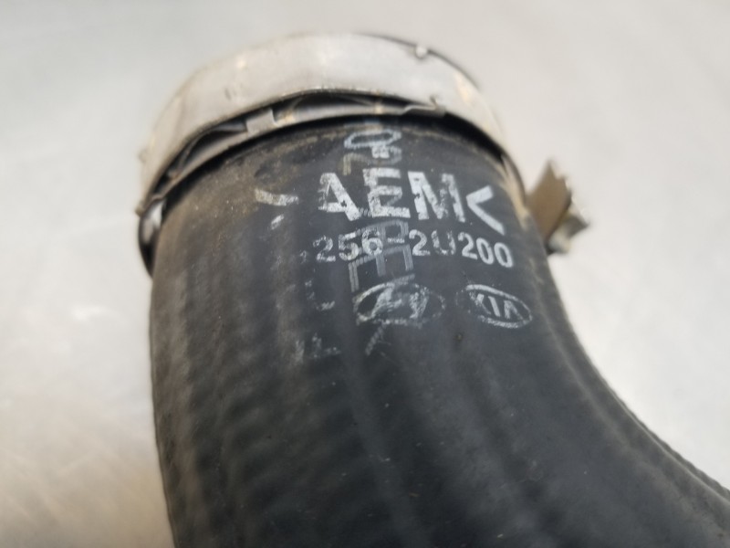 Recambio de tubo presion turbocompresor para hyundai tucson klass referencia OEM IAM 282562U200  