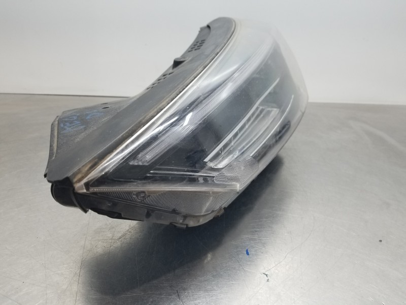 Recambio de faro izquierdo para hyundai tucson klass referencia OEM IAM 92101D7700  
