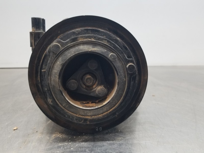 Recambio de compresor aire acondicionado para hyundai tucson klass referencia OEM IAM 97701D7500  