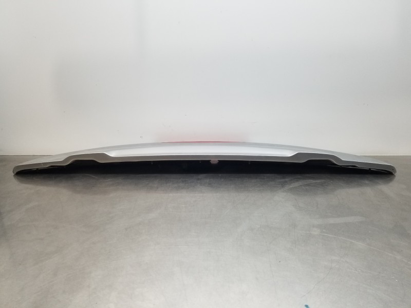 Recambio de aleron trasero para ssangyong rodius premium referencia OEM IAM 7961021100SAF  