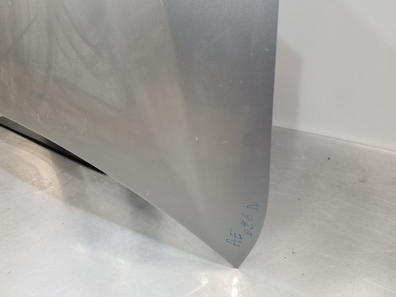 Recambio de capot para ssangyong rodius premium referencia OEM IAM 6101021101  