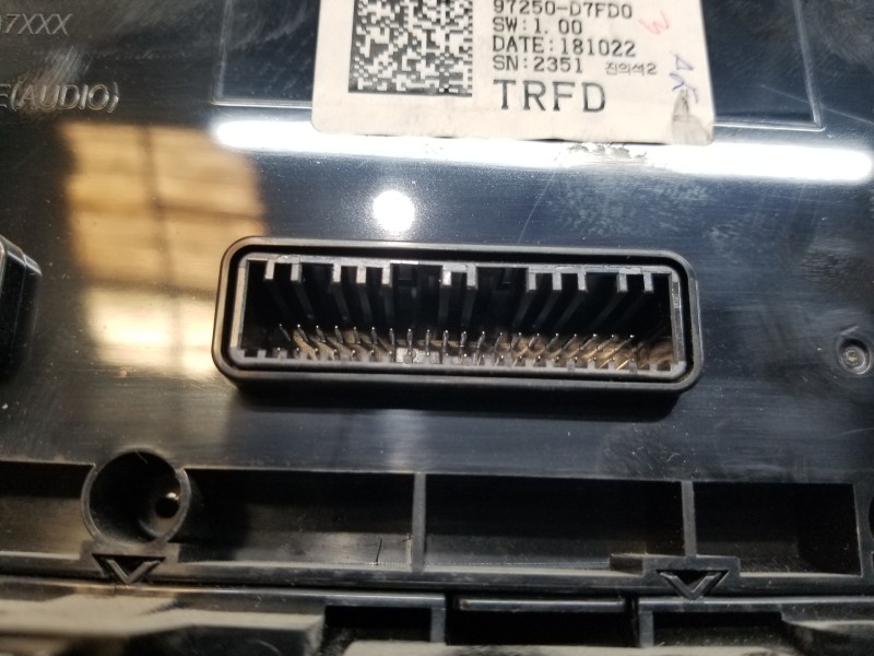 Recambio de mando climatizador para hyundai tucson klass referencia OEM IAM 97250D7FD0TRY 97250D7FD0 