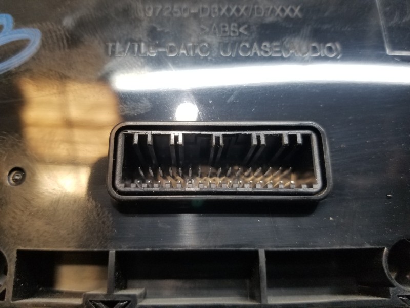 Recambio de mando climatizador para hyundai tucson klass referencia OEM IAM 97250D7FD0TRY 97250D7FD0 