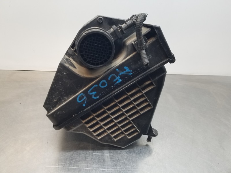 Recambio de filtro aire para hyundai tucson klass referencia OEM IAM 28110D3100 281642A500 