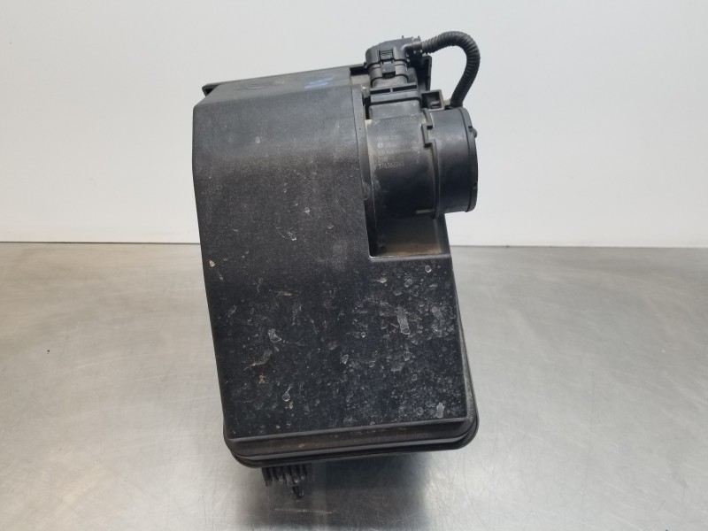 Recambio de filtro aire para hyundai tucson klass referencia OEM IAM 28110D3100 281642A500 