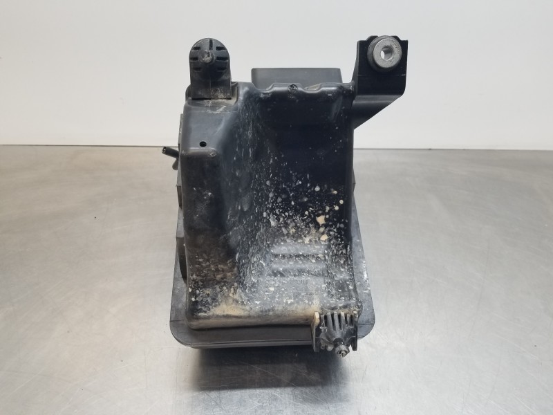 Recambio de filtro aire para hyundai tucson klass referencia OEM IAM 28110D3100 281642A500 