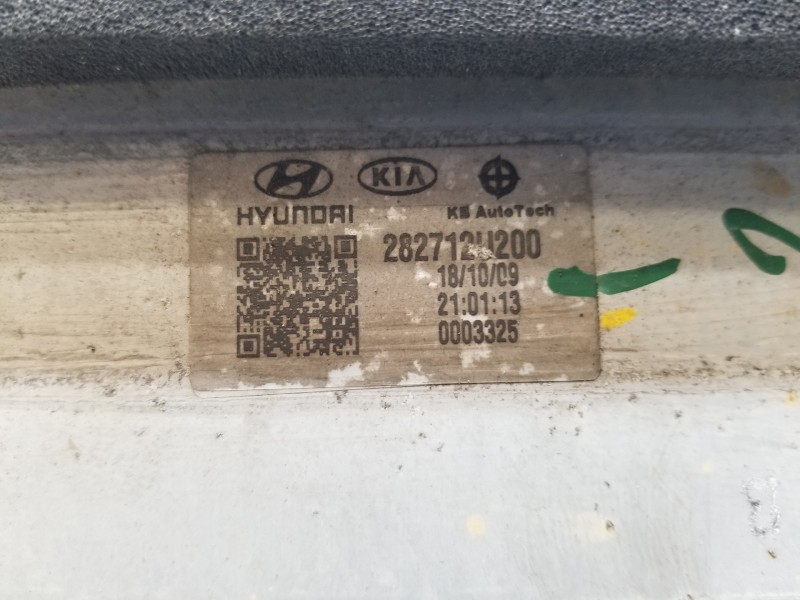 Recambio de intercooler para hyundai tucson klass referencia OEM IAM 282712U200  