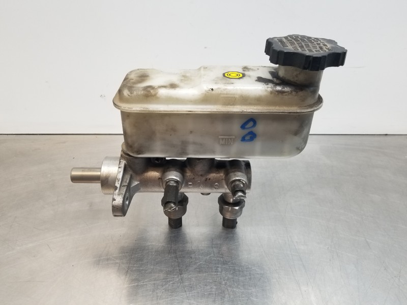 Recambio de bomba freno para ssangyong rodius premium referencia OEM IAM 4854021212 BM111098 