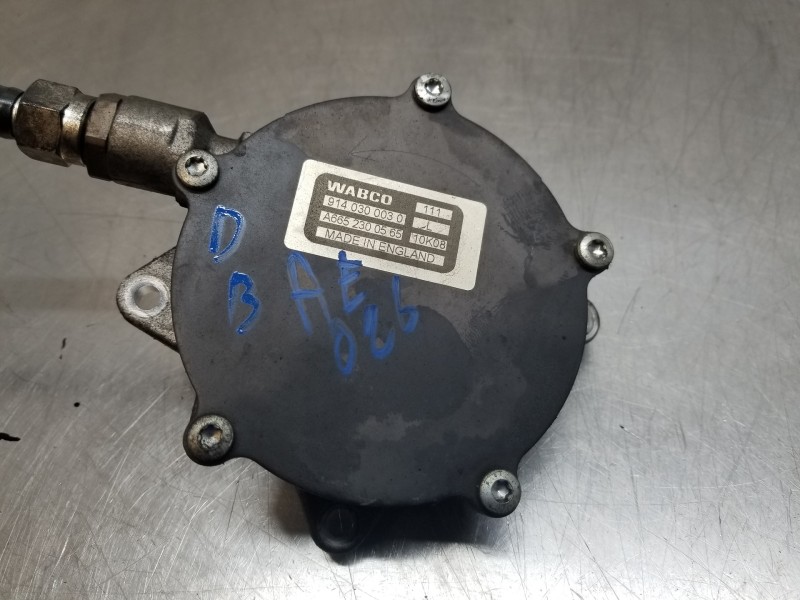 Recambio de depresor freno / bomba vacio para ssangyong rodius premium referencia OEM IAM 6652300565 A6652300565 