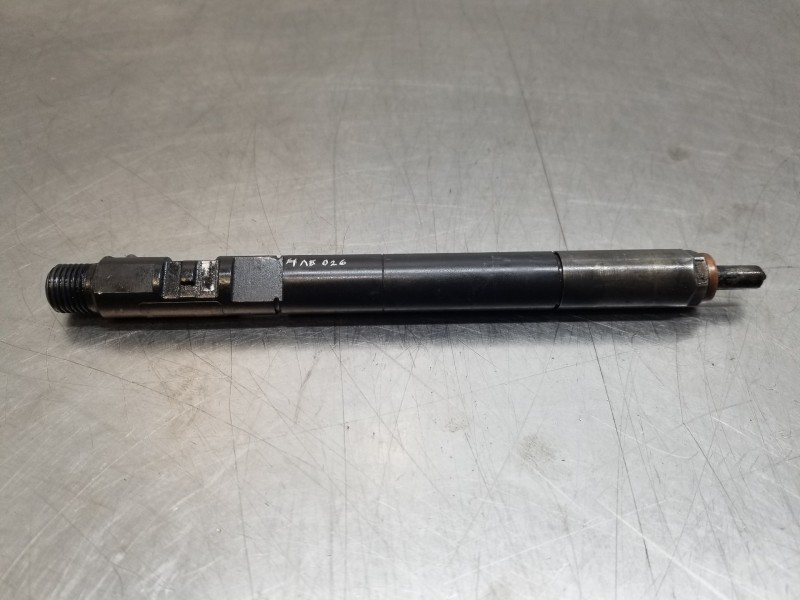 Recambio de inyector para ssangyong rodius premium referencia OEM IAM A6650170221 EJBR04401D 