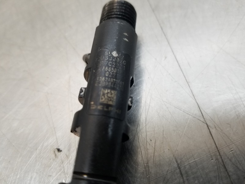 Recambio de inyector para ssangyong rodius premium referencia OEM IAM A6650170221 EJBR04401D 