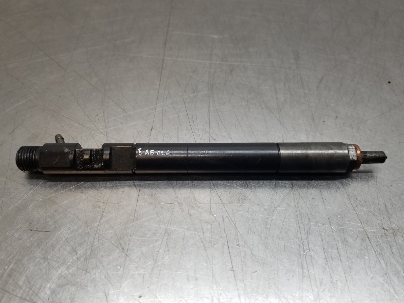 Recambio de inyector para ssangyong rodius premium referencia OEM IAM A6650170221 EJBR04401D 