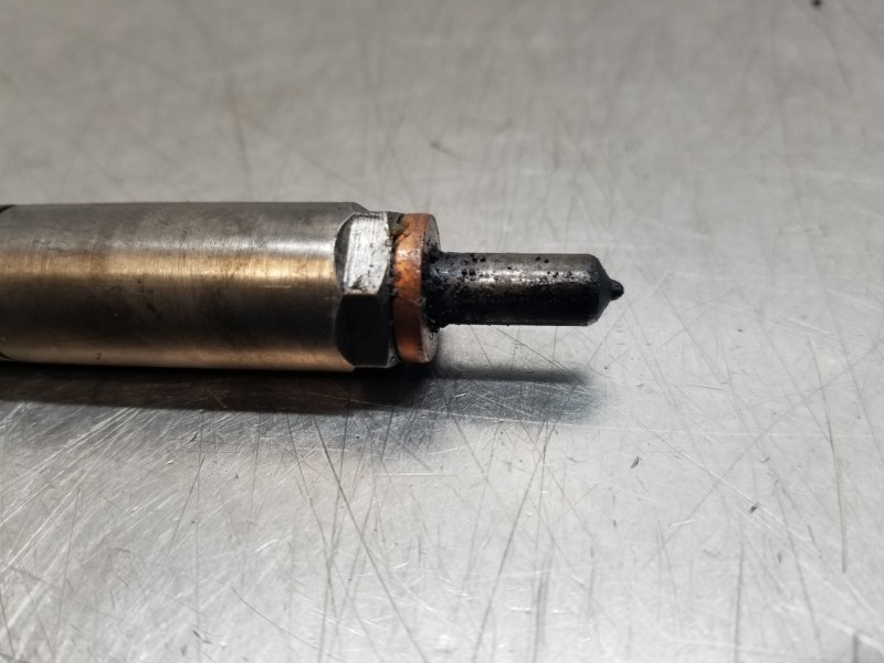 Recambio de inyector para ssangyong rodius premium referencia OEM IAM A6650170221 EJBR04401D 