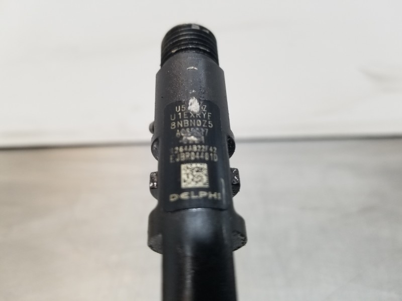 Recambio de inyector para ssangyong rodius premium referencia OEM IAM A6650170221 EJBR04401D 