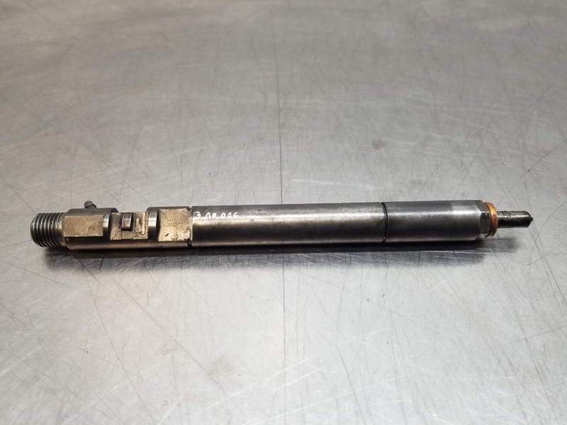 Recambio de inyector para ssangyong rodius premium referencia OEM IAM A6650170221 EJR04401D 