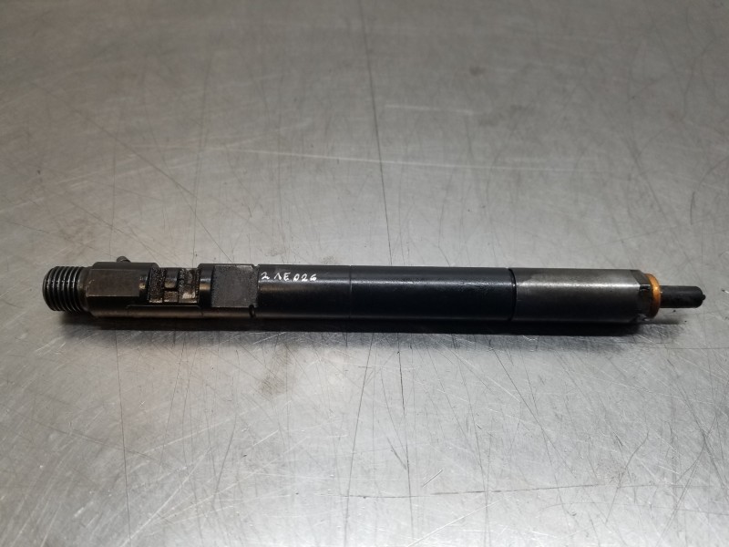 Recambio de inyector para ssangyong rodius premium referencia OEM IAM A6650170221 EJBR04401D 